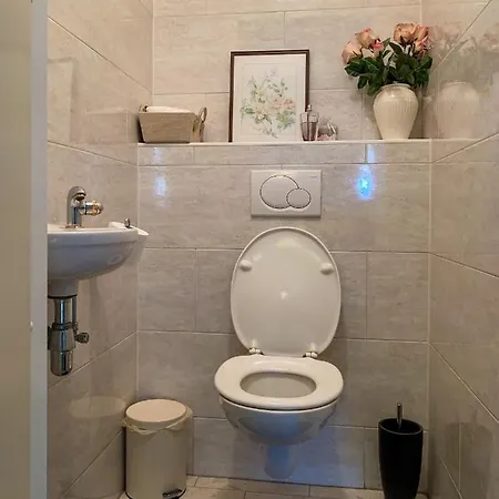 Kluiskade 24 *