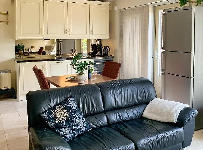 בית הארחה Kluiskade 24 Maasland